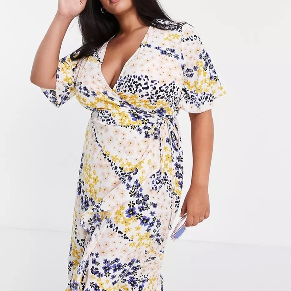 Plus Wrap Print Midi Dress - Picture 3 of 4